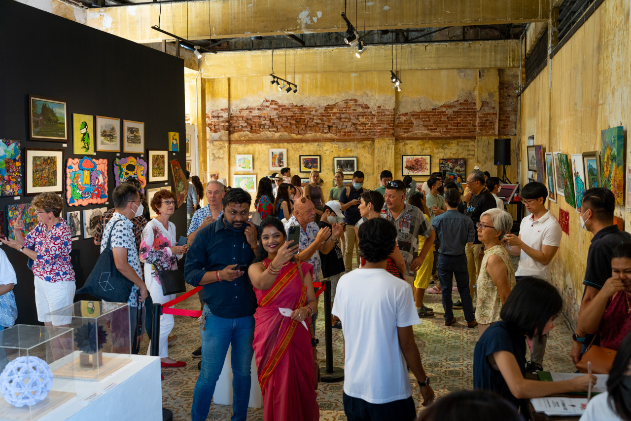 Kecik-Kecik Group Show 2023: A Celebration of Malaysian Talent and Creativity