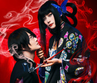 CLAMP 旗下漫画作品《×××HOLiC》宣布翻拍真人剧电影将在 2022 年 4 月 29 日正式上映，由神木隆之介与柴咲幸主演。