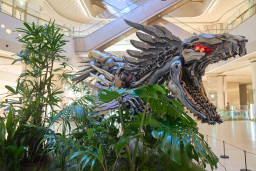 新作《Horizon Forbidden West》正式上线，官方展出 Clawstrider 等身雕像以及分享特殊纸艺模型设计图！