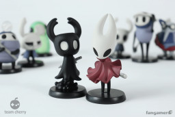 太可爱了吧！周边厂商 Fangamer 宣布将推出《空洞骑士》系列迷你手办，一套共有八款！