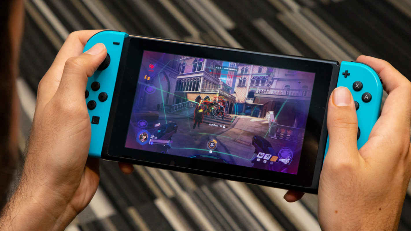 传闻 Nintendo 或将在今年发表 Switch 最新型号，采用 Samsung 制作的 OLED 屏幕！