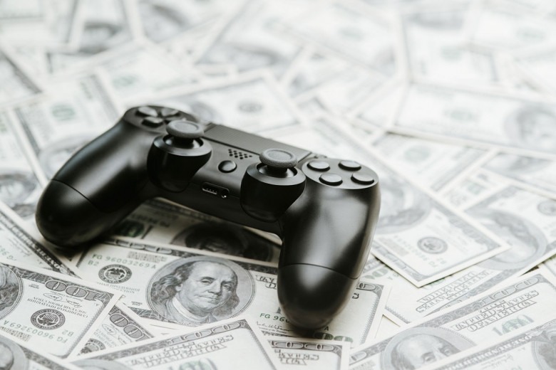 国外营销公司即将推出主机 & PC 游戏广告植入系统，EA 或成为此服务的首批客户，效仿手游看广告解锁奖励！