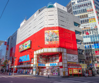 又一个必须朝圣的地方关了！日本东京池袋 SEGA GiGO 游戏中心预定将在 9 月 20 日正式结业！