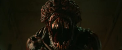 《Resident Evil》真人版电影《Resident Evil: Welcome To Raccoon City》对比预告片公开！