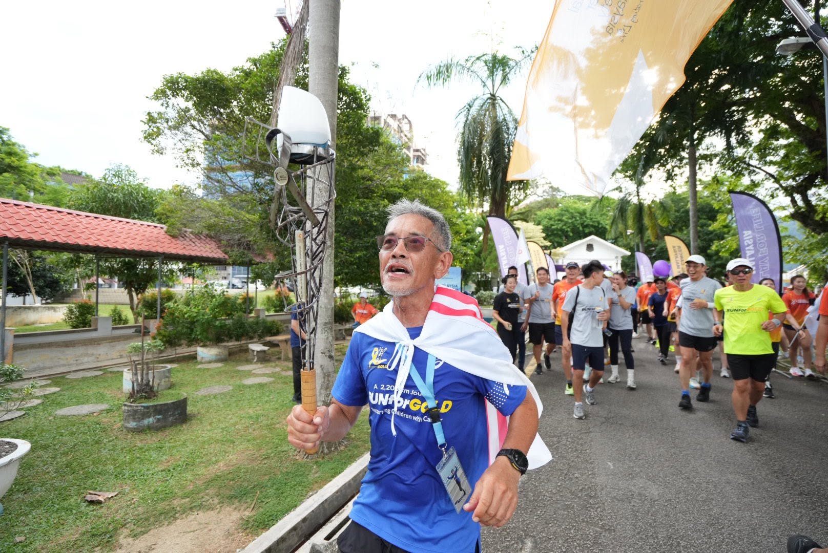 The Run He Could Not Finish with Her, But Completed for Thousands