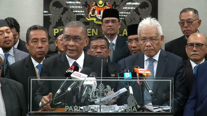 Walkout or Walkaway? PN's Tabung Haji Escape Act