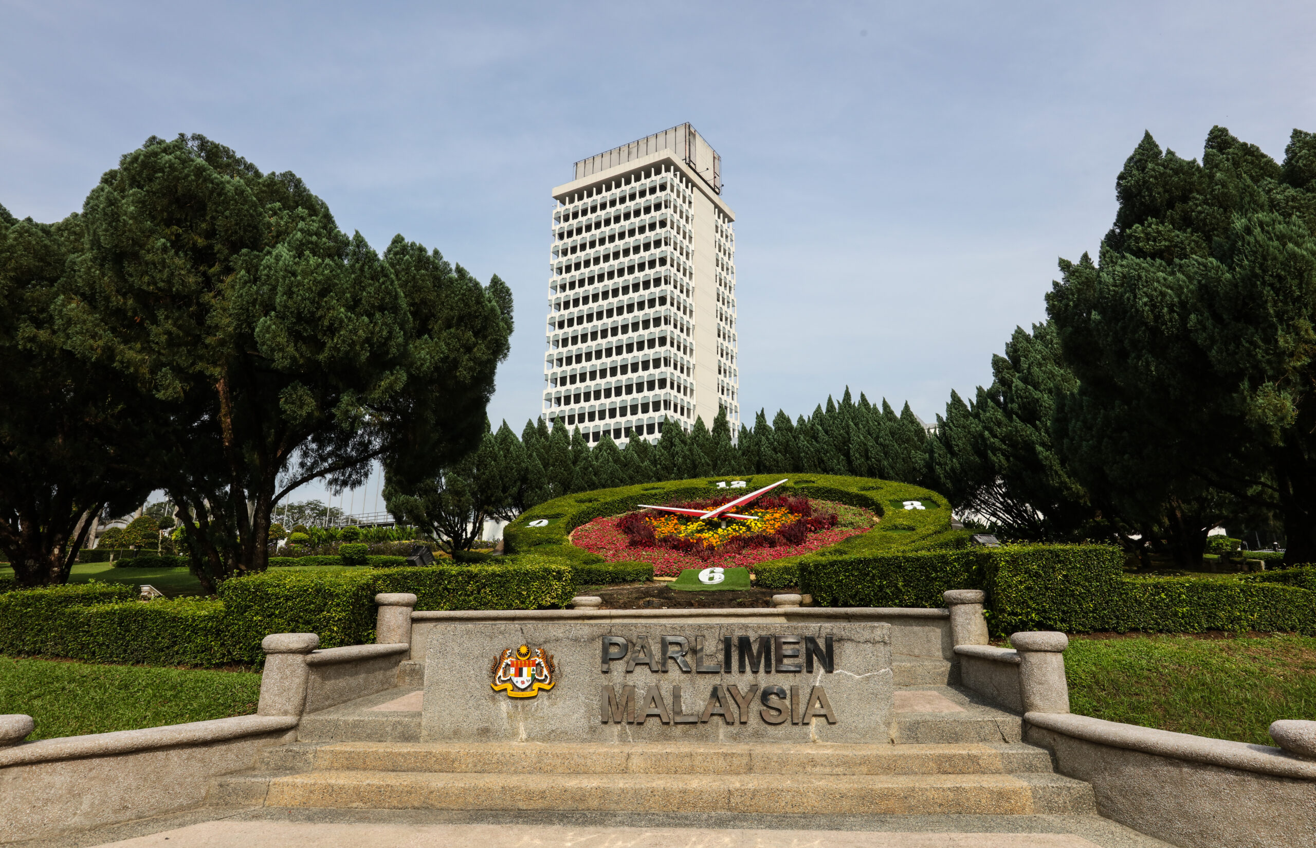 Sabah, Sarawak Seats Could Reshape Parliament