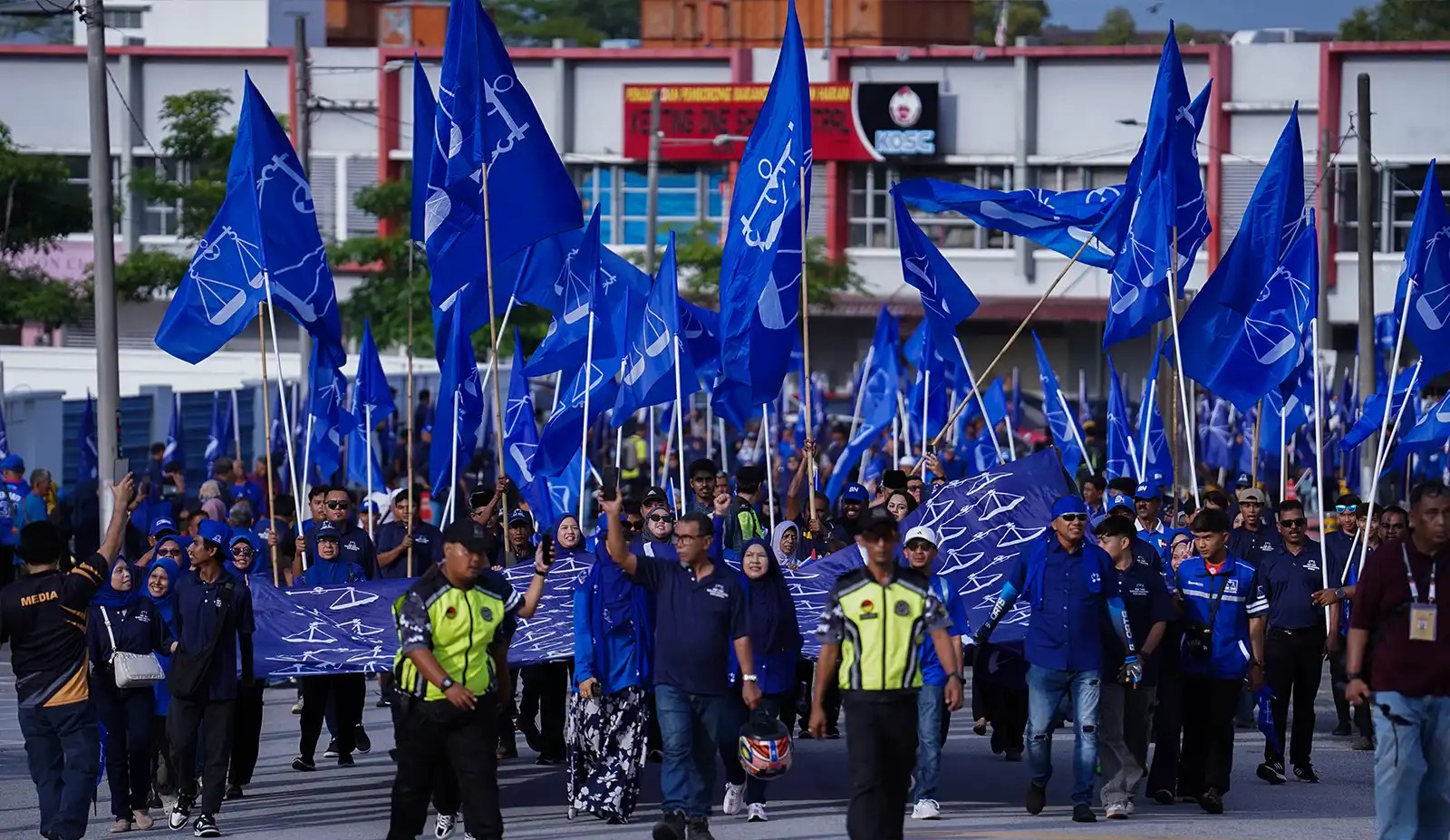No Easy Fight in Melaka