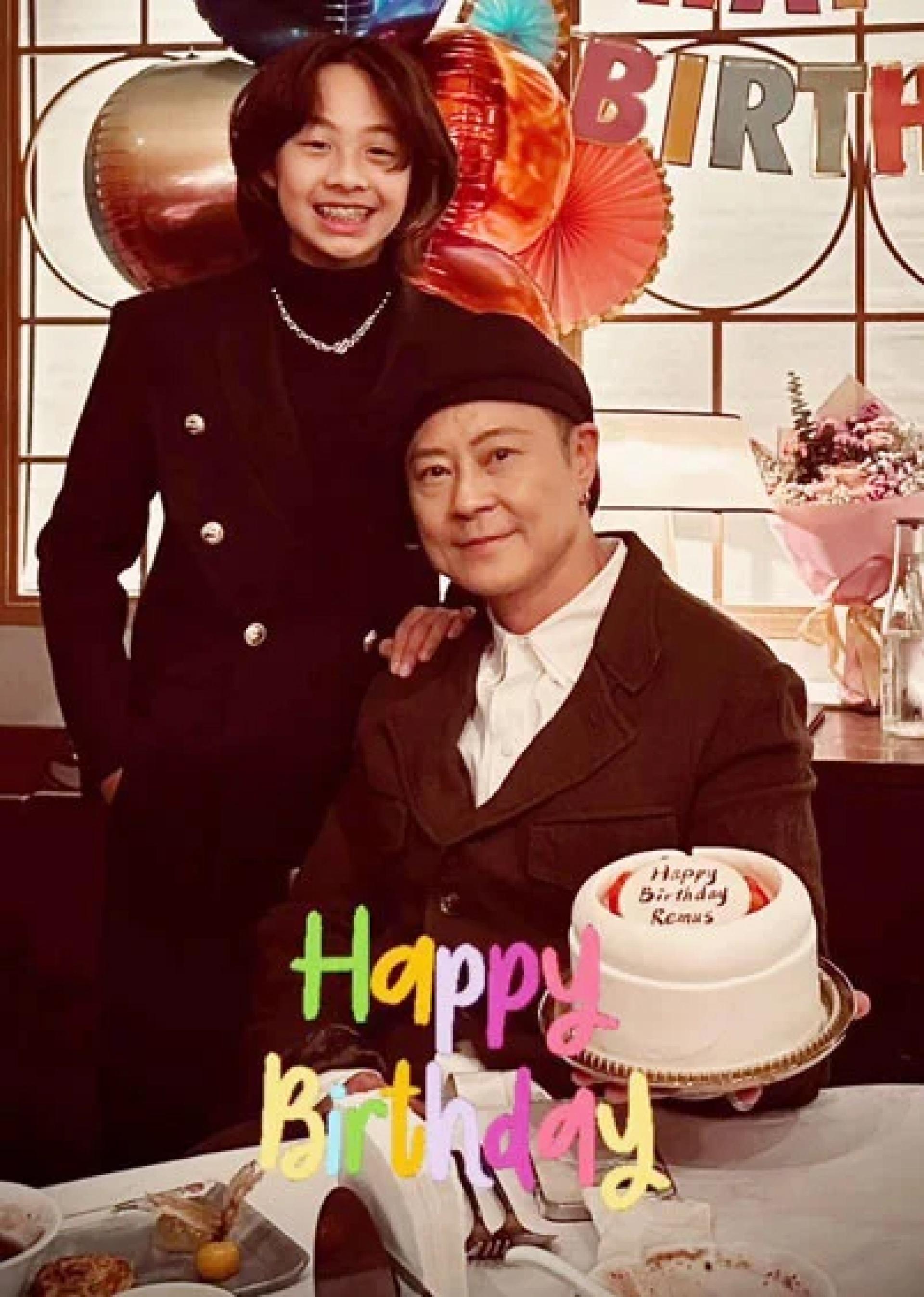 蔡一杰58岁生日,气色不错。
