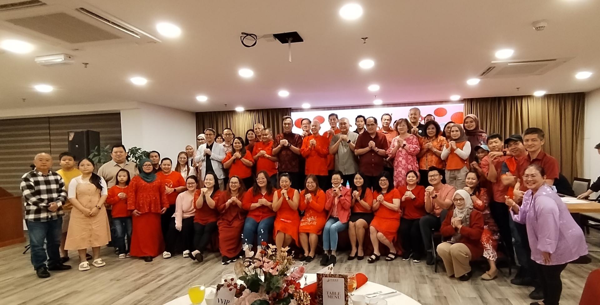 北砂新协媒体感谢之夜暨2025年新春联欢会出席者合影。