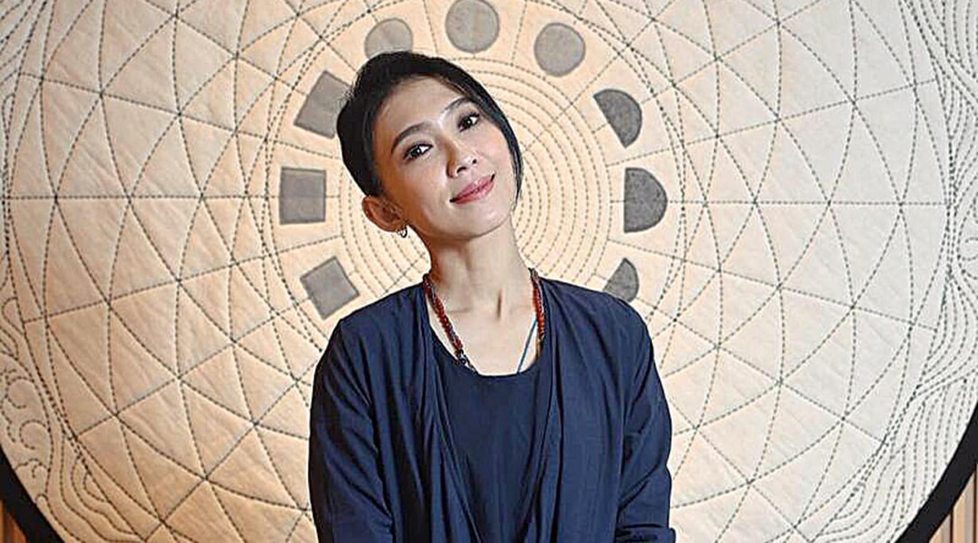 戴佩妮为了演唱会备战超认真。