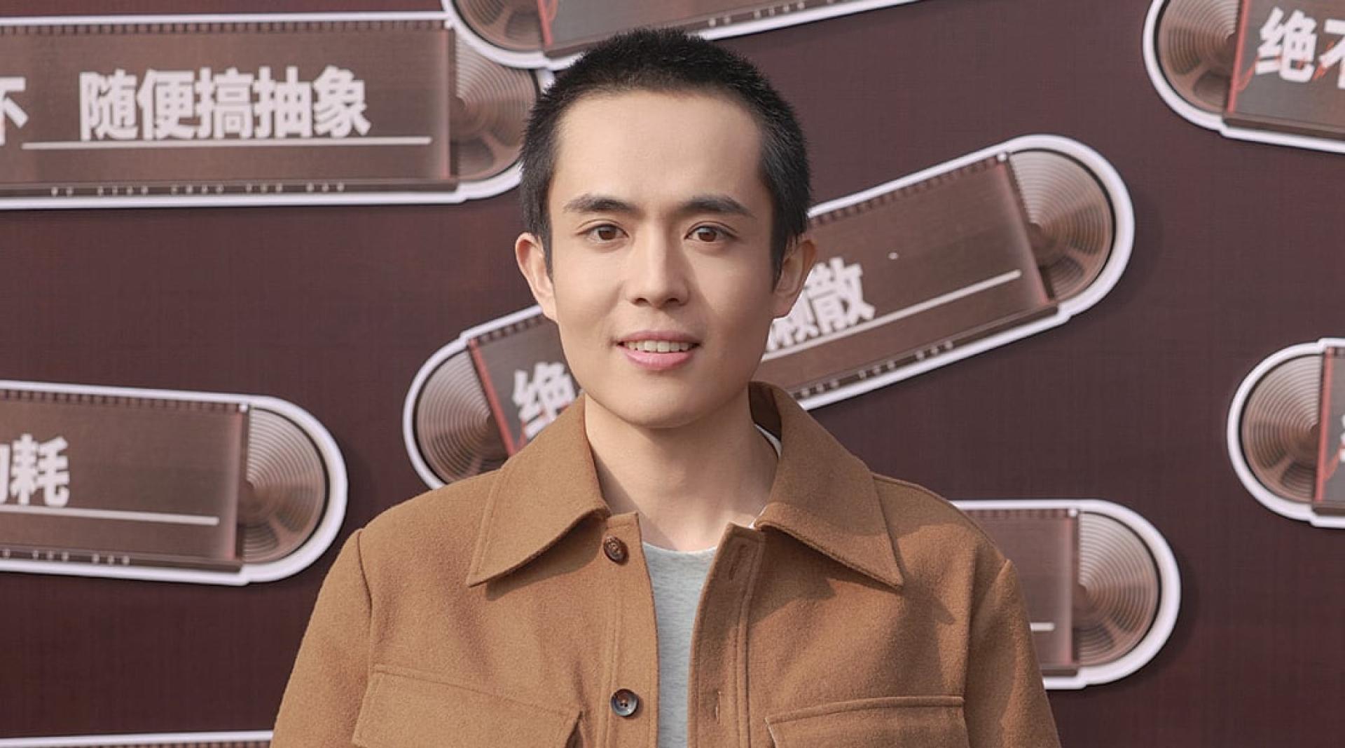 王星气色很好，准备迎接新工作。