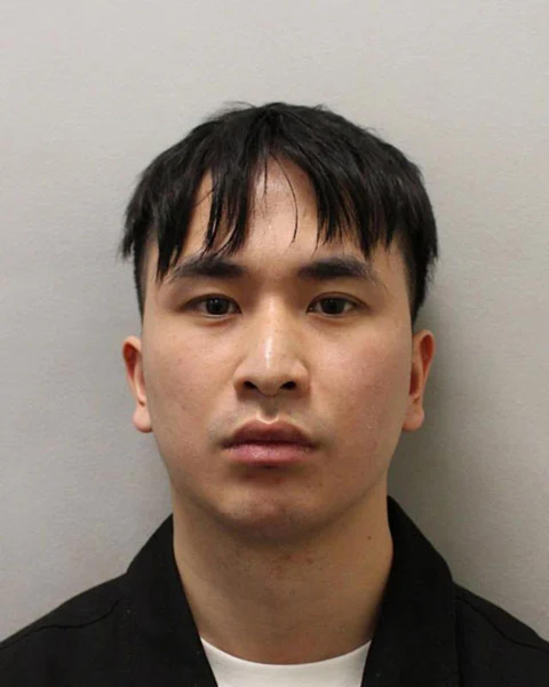 邹震濠涉强奸多名女性。