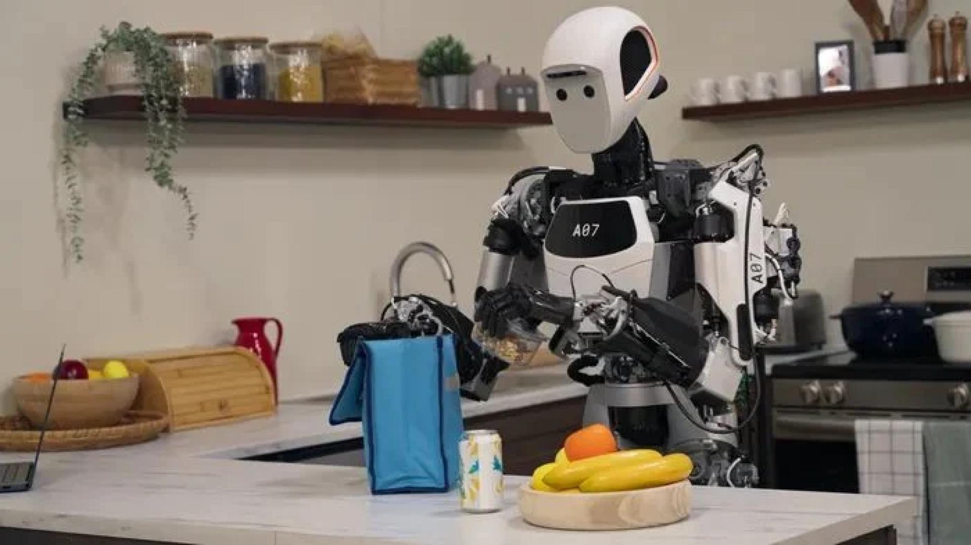 Gemini Robotics在Gemini多模态理解基础上，加入物理动作，以作为新输出模式直接控制机器人。