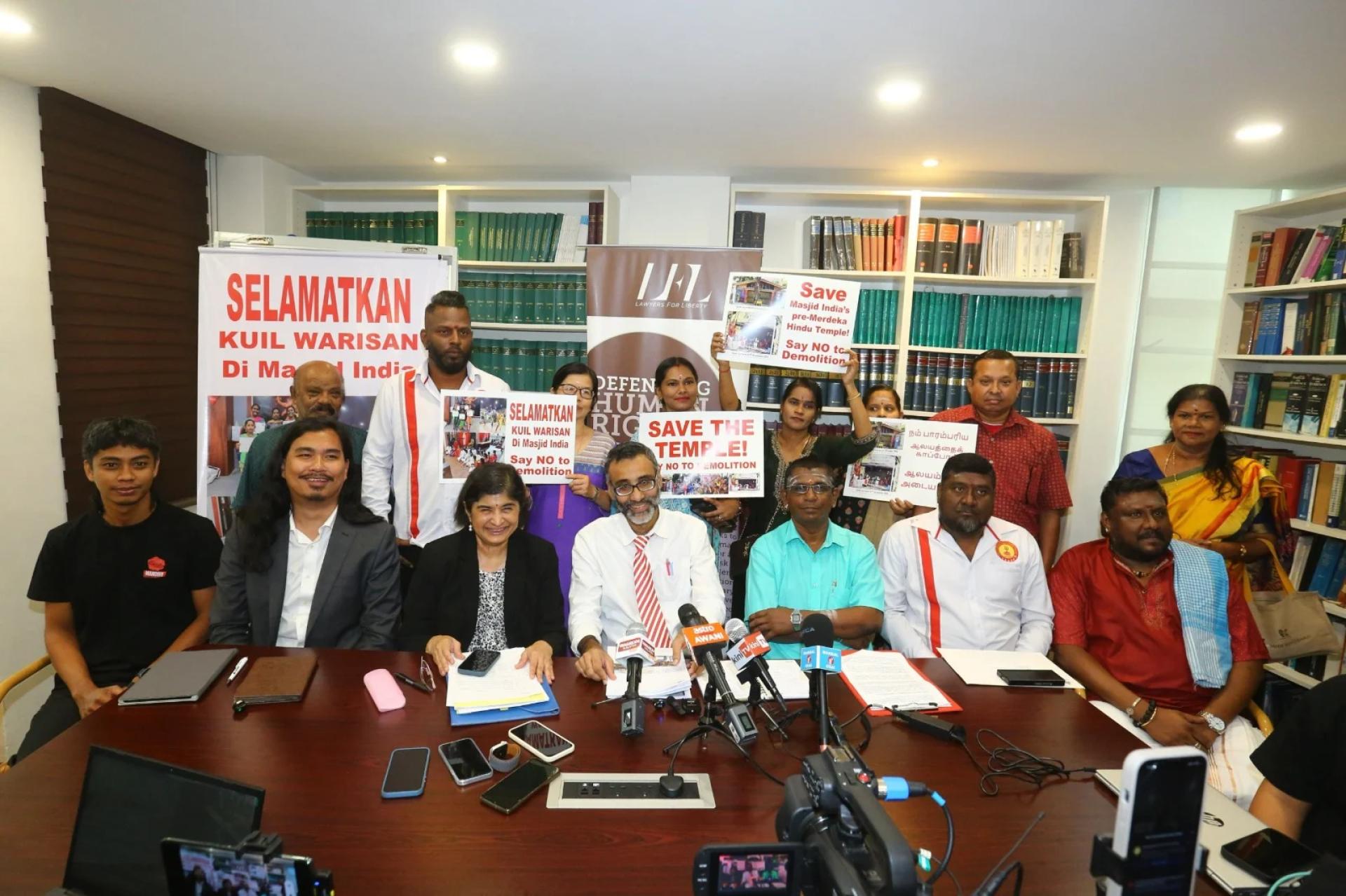 律师及人权代表声援Dewi Sri Pathrakaliamman兴都庙，呼吁政府协助解决兴都庙困境。