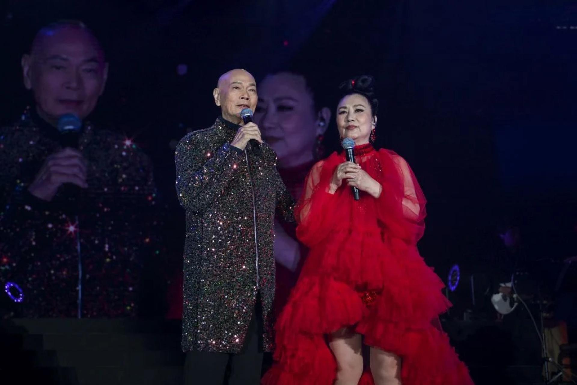 汪明荃的丈夫罗家英作为特别嘉宾亮相，除了为妻子加油打气外，还一贯的发放爱妻宣言。