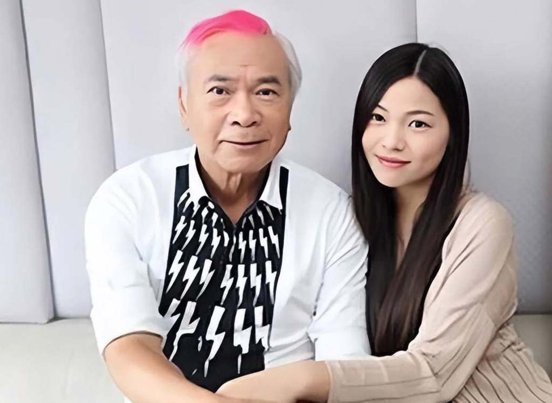 74岁资深男星李龙基和女友王青霞，两人因年纪相差36岁，恋情备受关注。