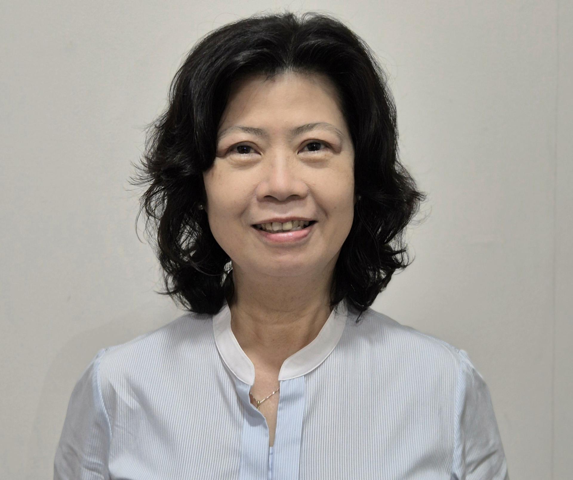砂行动党政治教育主任郑爱鸰律师。