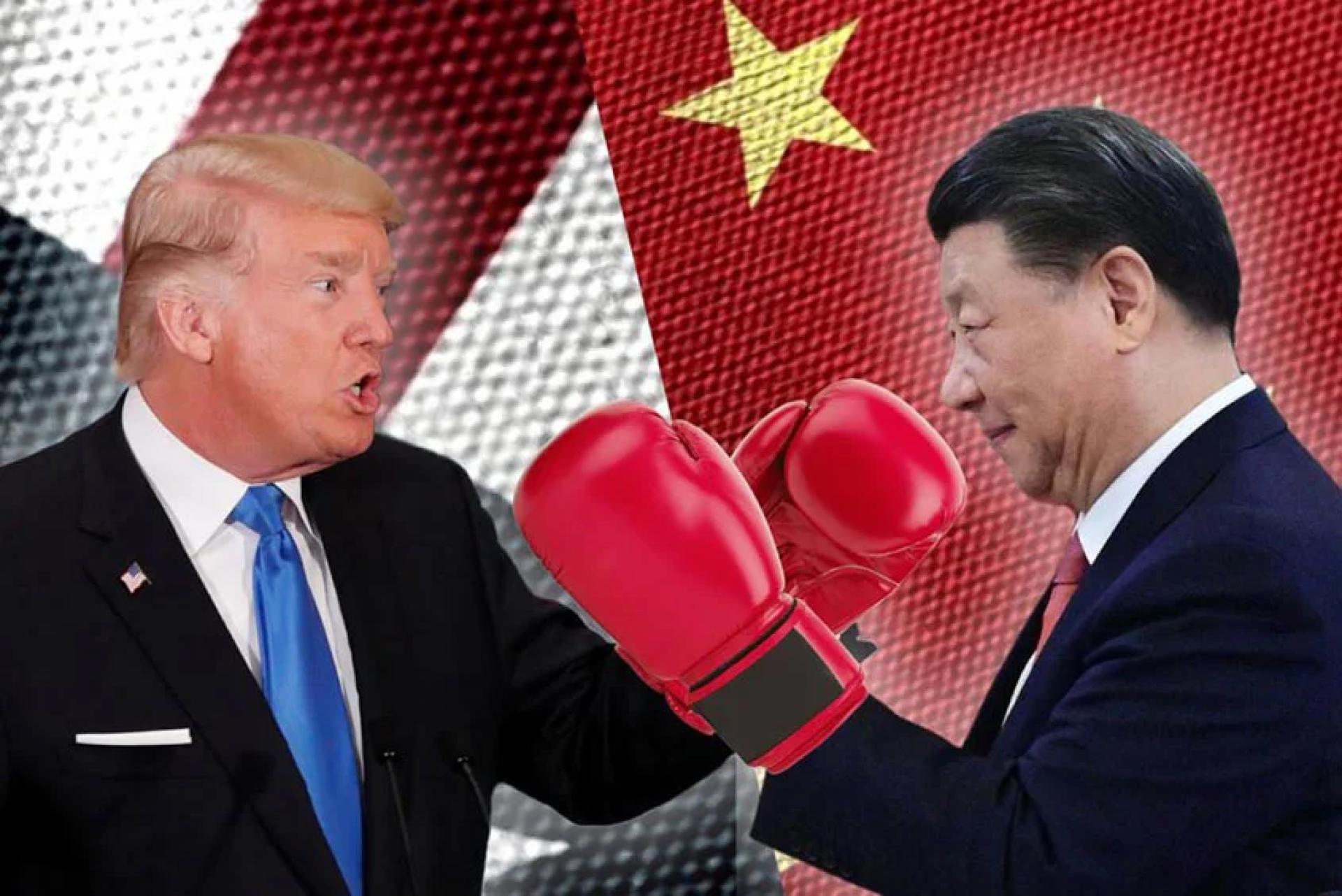 习近平（右）强势回击特朗普（左）向全球发动的“对等关税”攻势。（示意图）