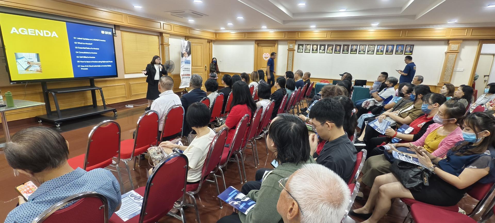 美里中华总商会办“电子发票101”免费讲座，吸引众多业者踊跃出席，反应热烈。