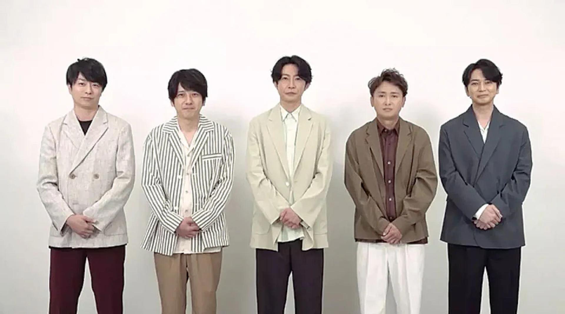 岚5位成员录影宣布巡演消息。