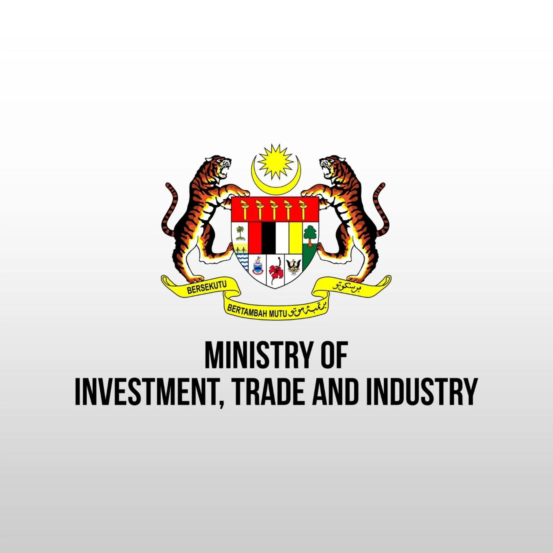 贸工部宣布，我国已对进口聚对苯二甲酸乙二醇酯正式征收反倾销税，中国税率2.29%至11.74%，印尼为37.44%，即日起生效。