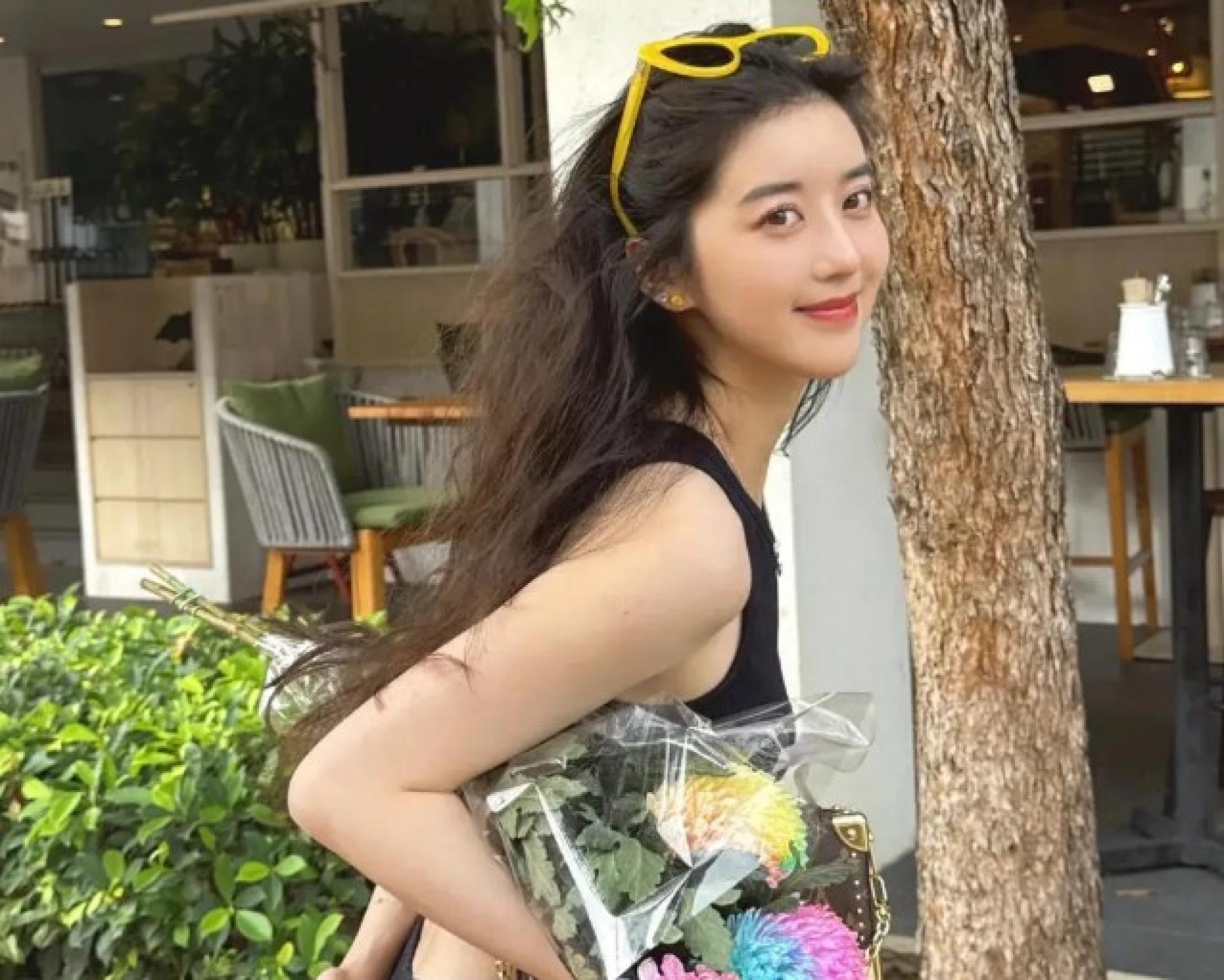 新加坡籍艺人李凯馨辱华录音风波发酵，全网大翻车。