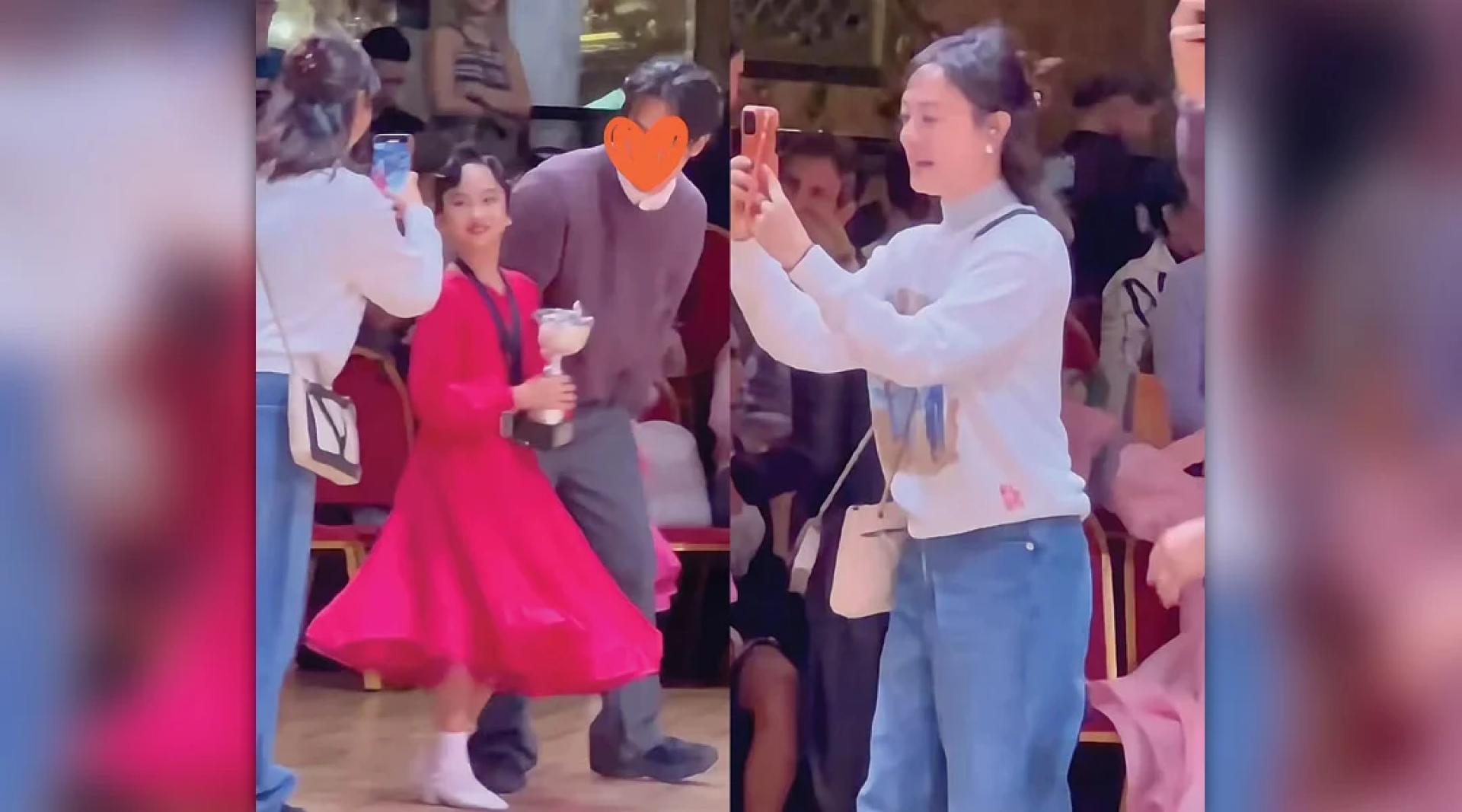 孙俪很疼爱小花，在女儿面前变成小粉丝。