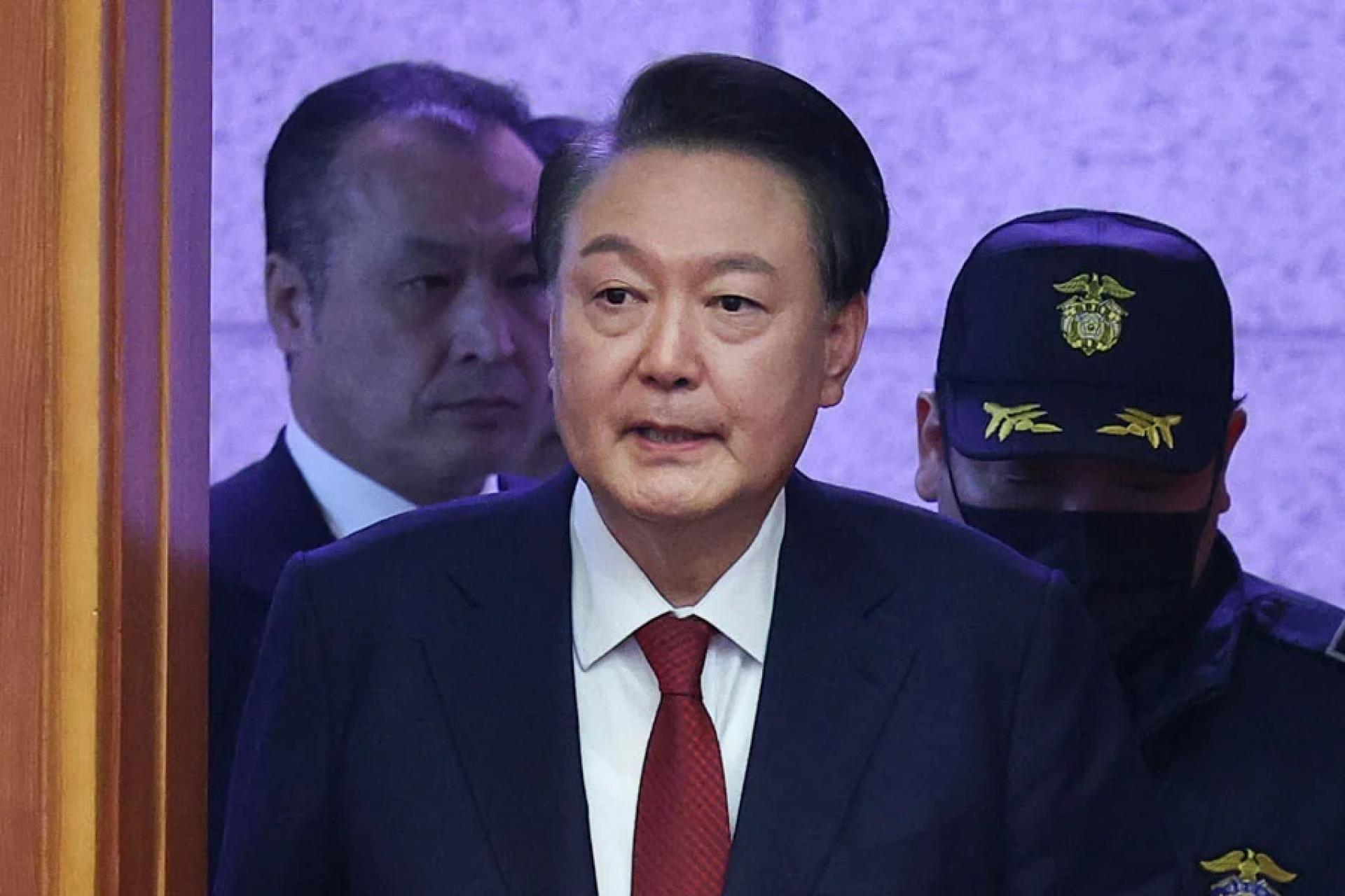 尹锡悦退党。