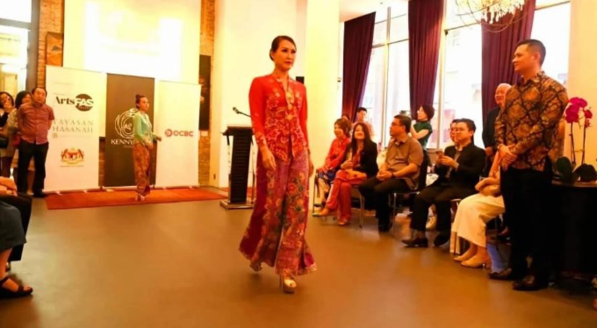 马来西亚、新加坡、印尼、汶莱和泰国联合提名的卡峇雅（Kebaya），正式被列入联合国教科文组织（UNESCO）《人类非物质文化遗产名录》（Intangible Cultural Heritage of Humanity）。（示意图）