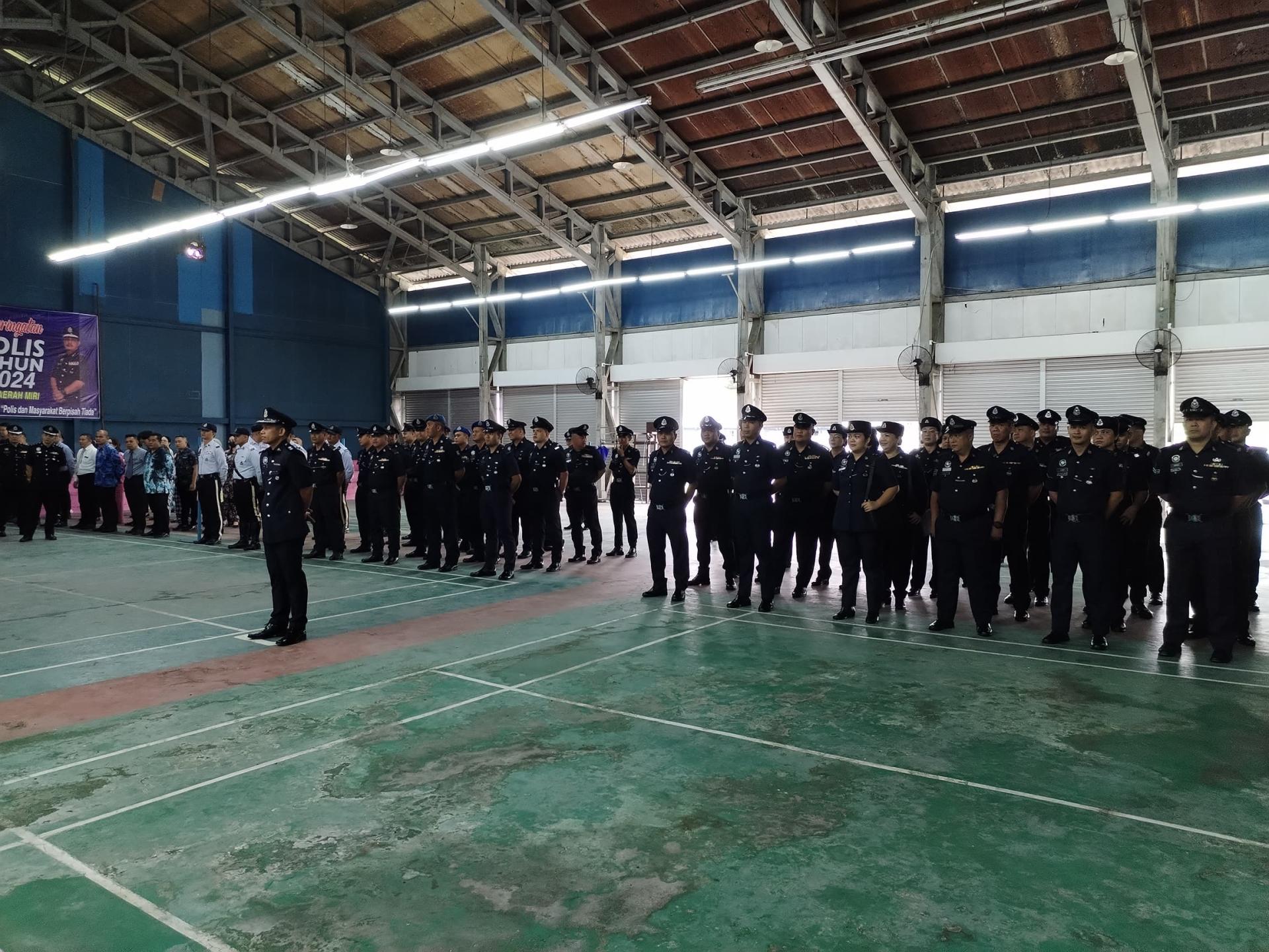 美里警区12月份常月集会现场。