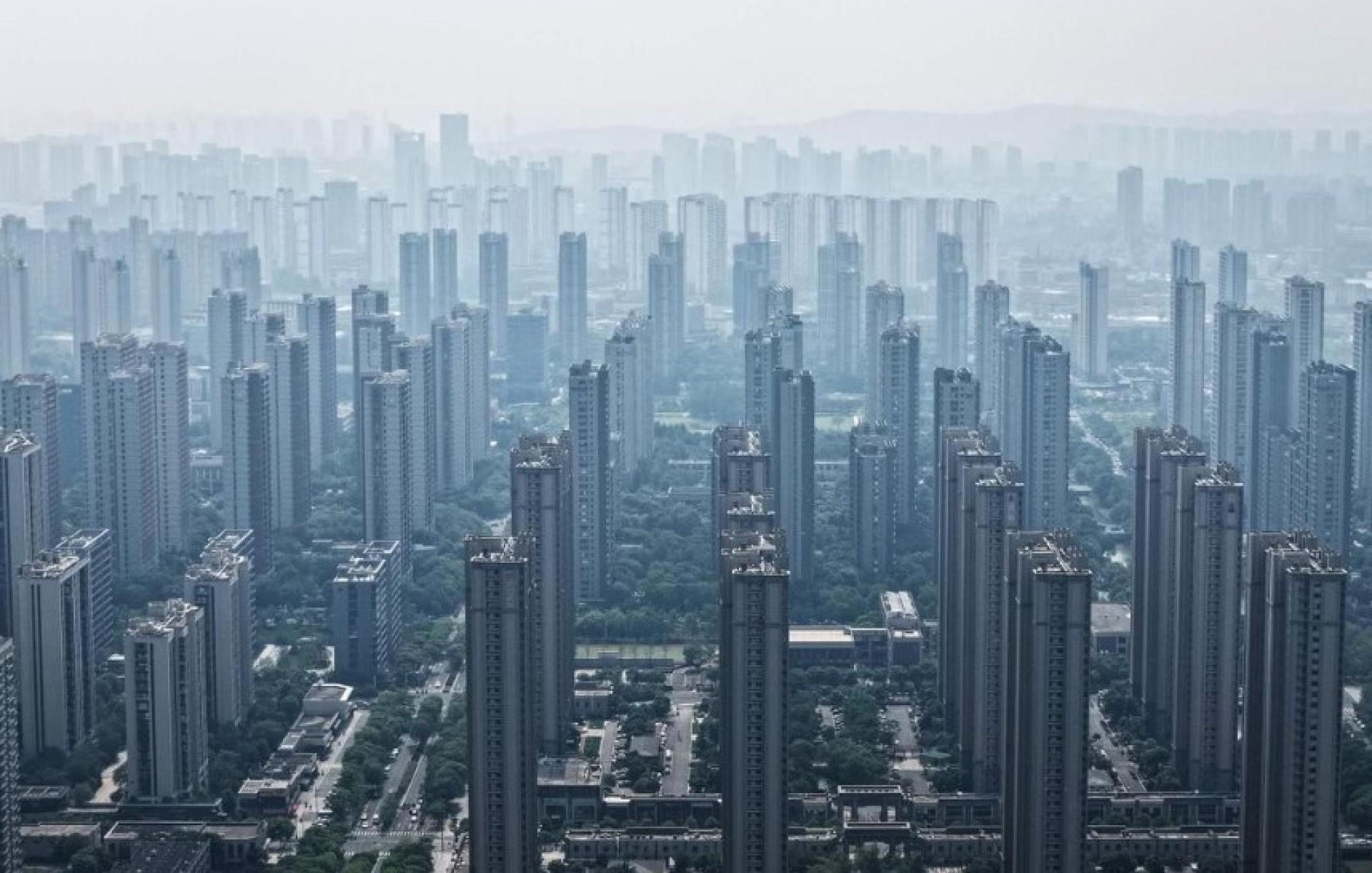 中国官方最新数据显示，中国5月新房售价环比下降，同比降幅继续收窄。