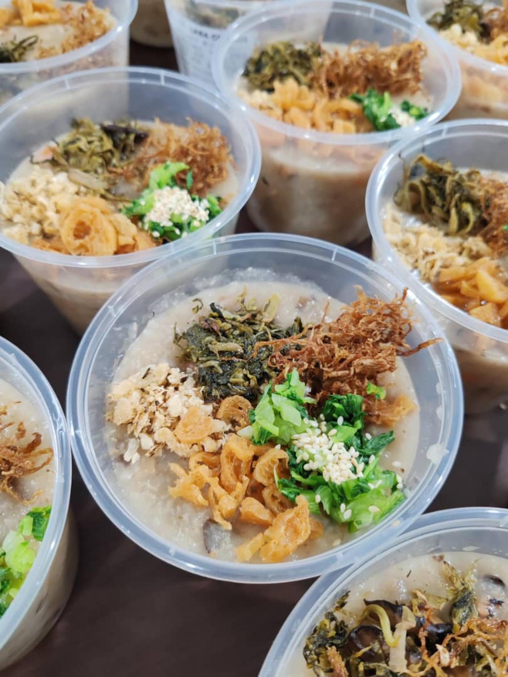 缘传道场特别准备的腊八粥。