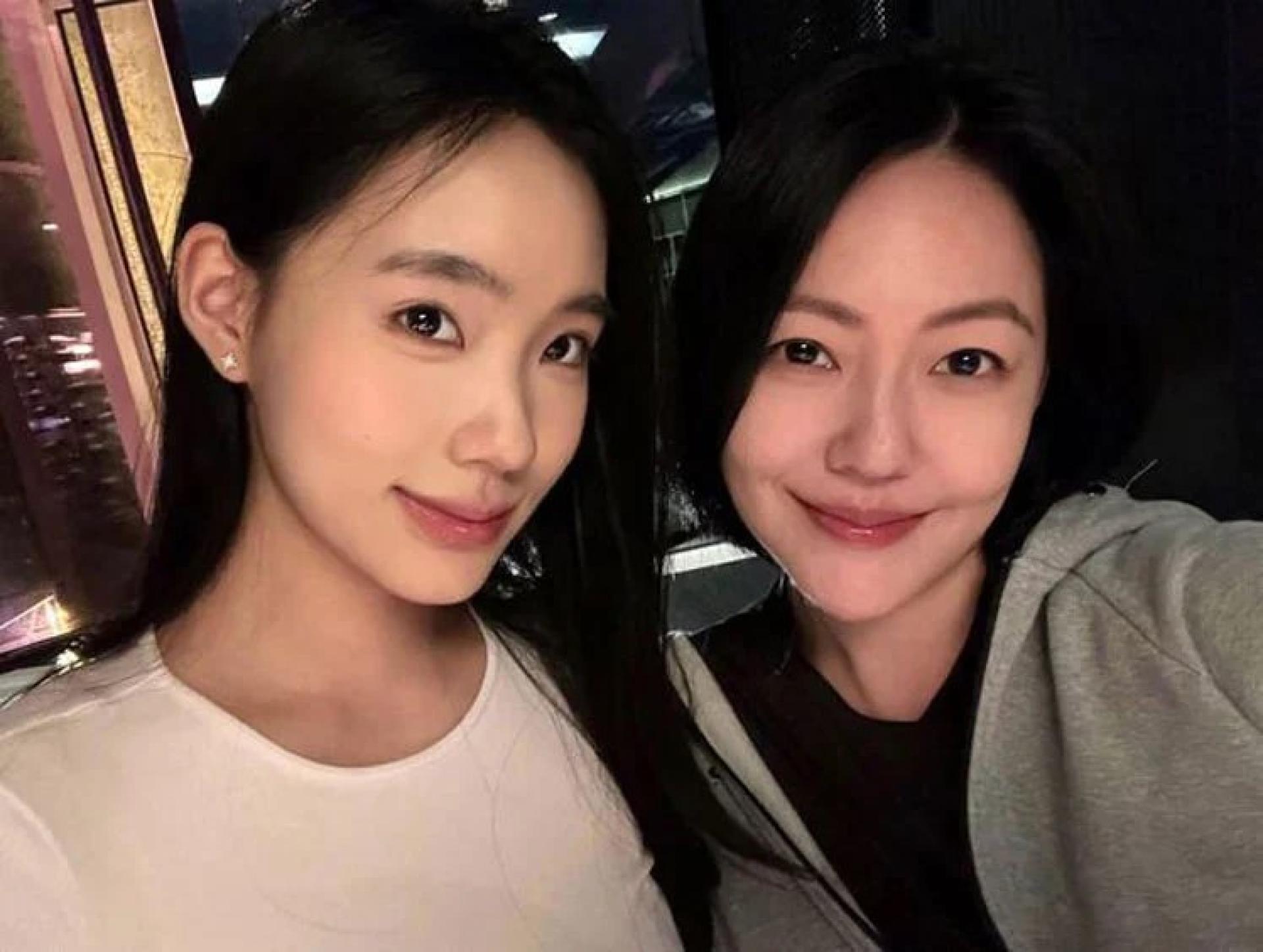 Lily分享小S生日感动落泪。