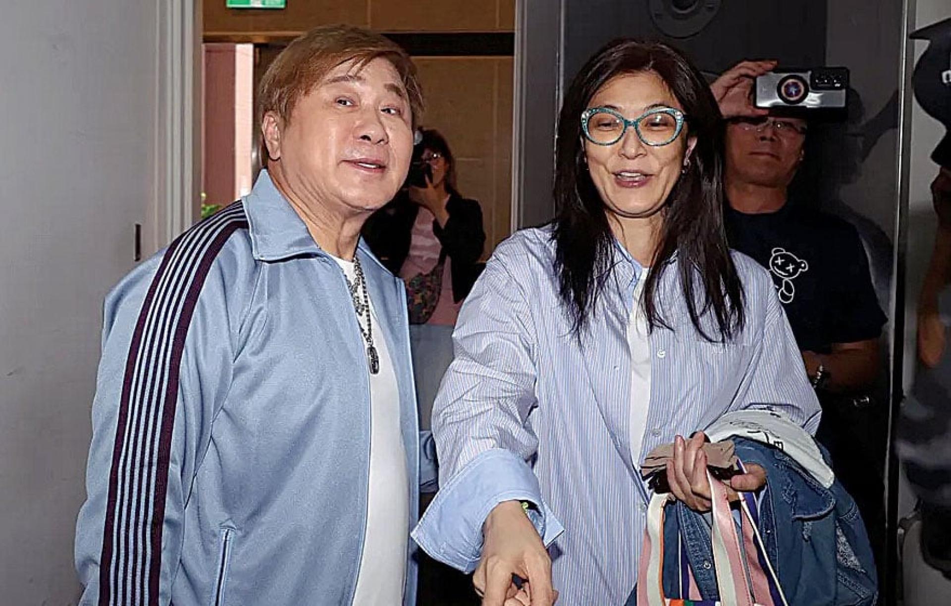 胡瓜被爆婚变后首度同框素颜妻丁柔安。