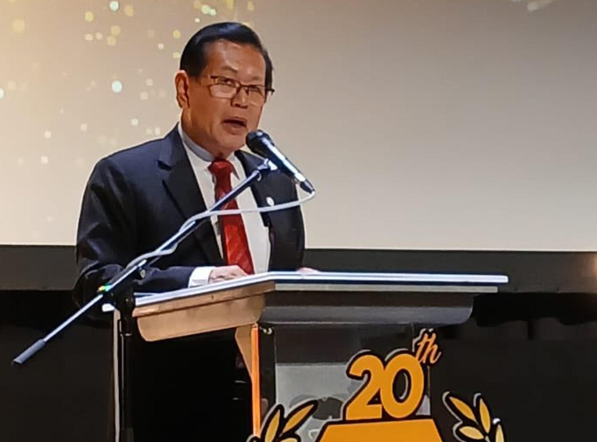 砂交通部长拿督斯里李景胜表示该部致力于发展高效且一体化的物流生态系统，以成为区域物流枢纽为目标。