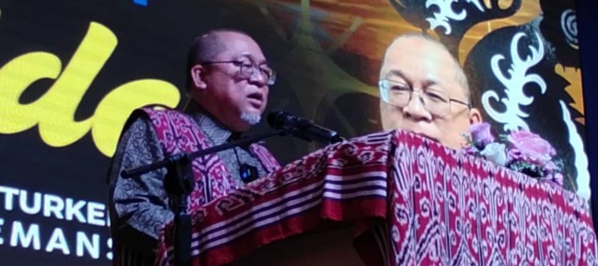 伊斯干达在周六晚上于民都鲁的一家餐厅举办的日拔州议会巫统党Ngiling Bidai庆祝活动上发表讲话。