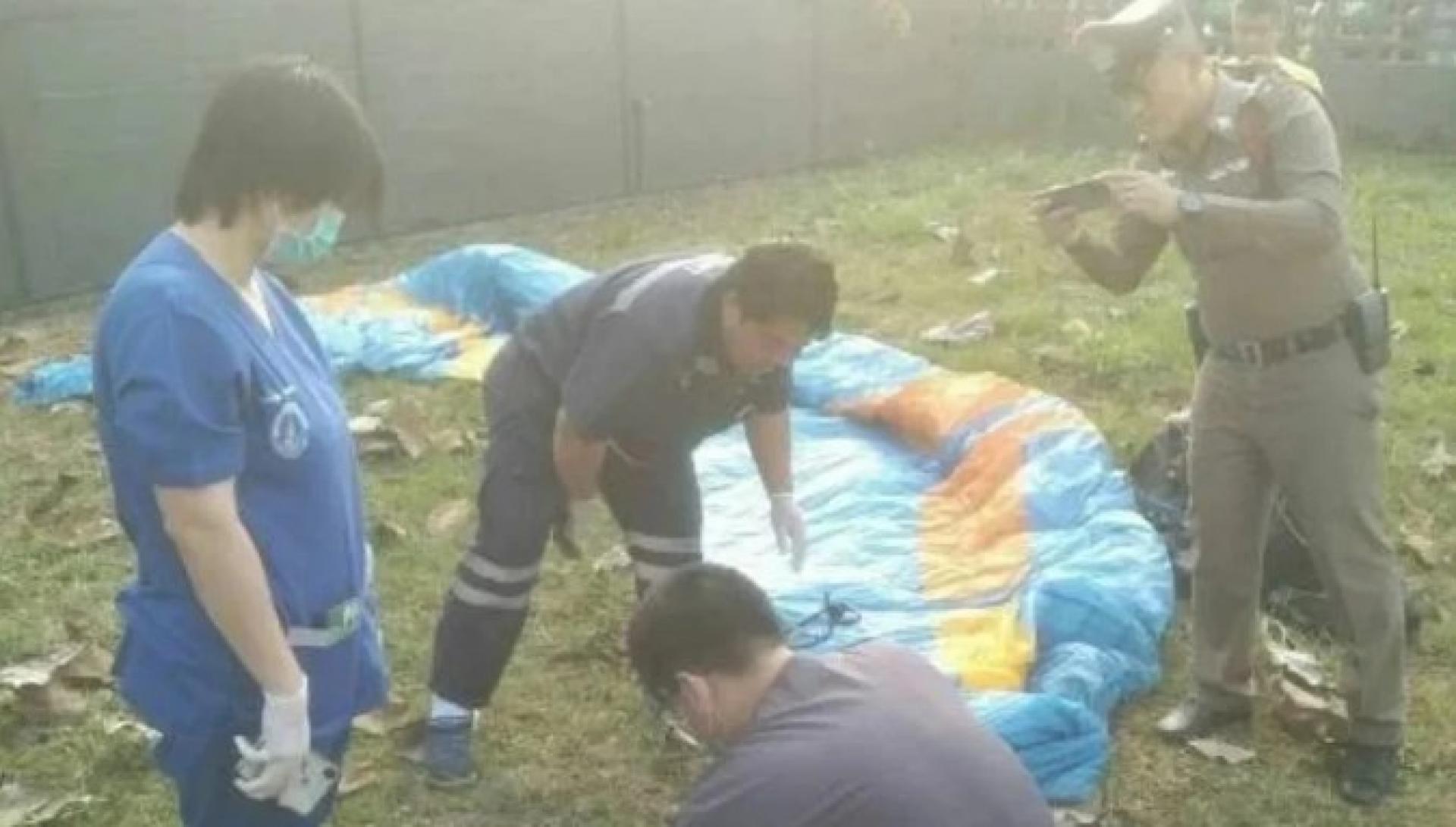 男子坠落在一户住宅的庭院内。（图：MGR Online）