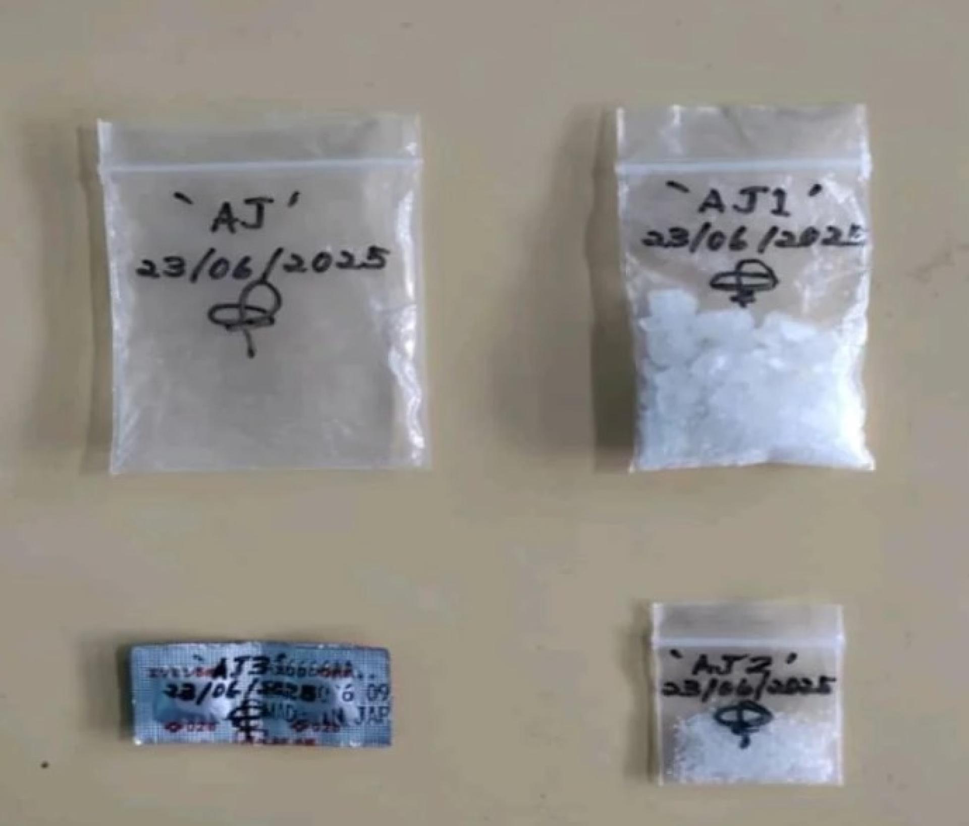 从嫌犯处扣押的毒品。