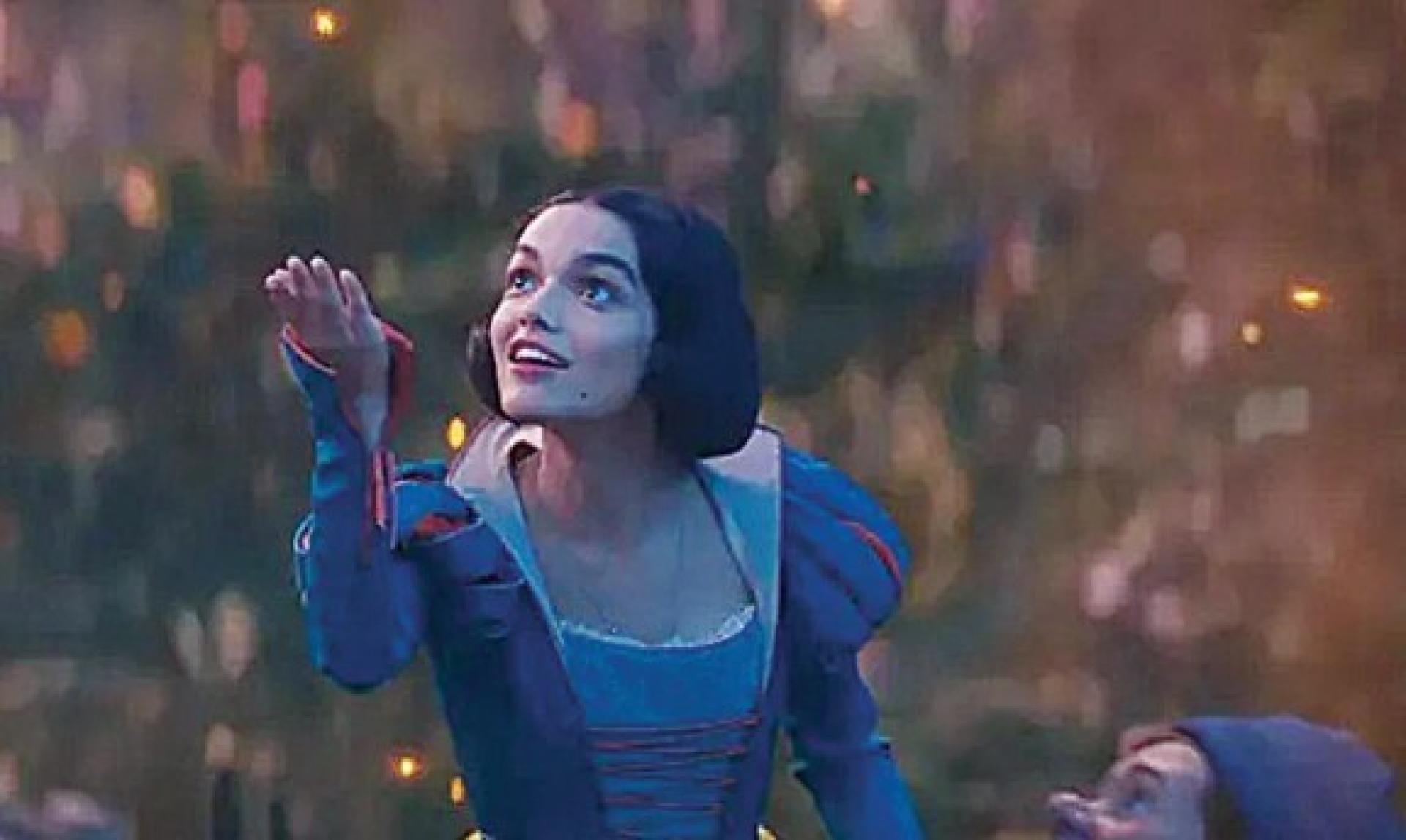 瑞秋曾格勒出演“白雪公主”一角。