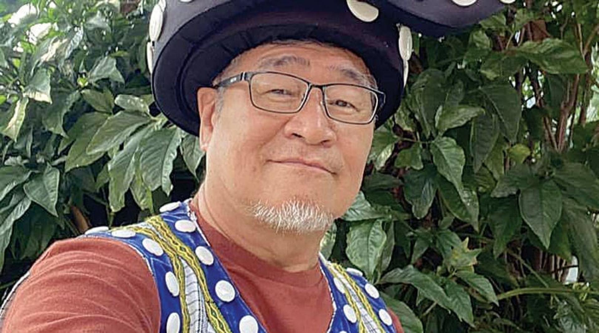 王浩一突猝逝。