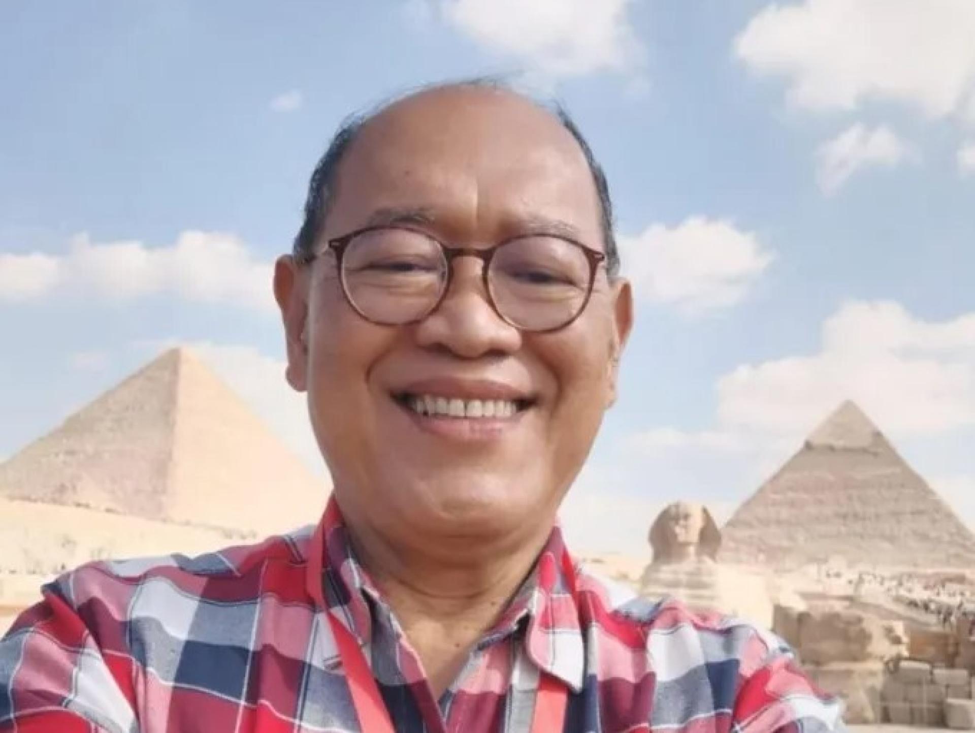 约翰·布赖恩·安东尼博士（Dr John Brian Anthony）。