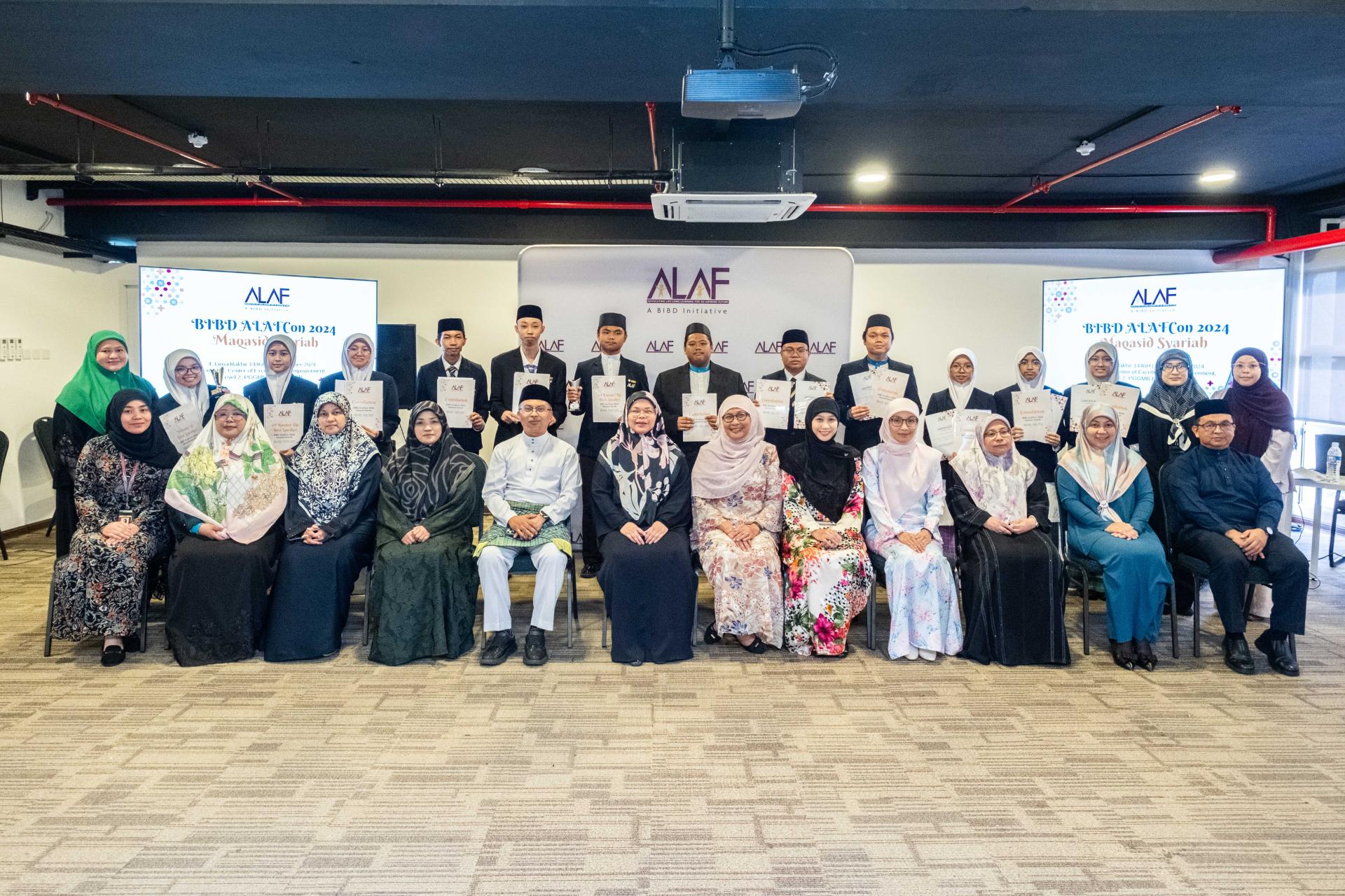 出席共创美好未来 (BIBD ALAF) 大会者合影