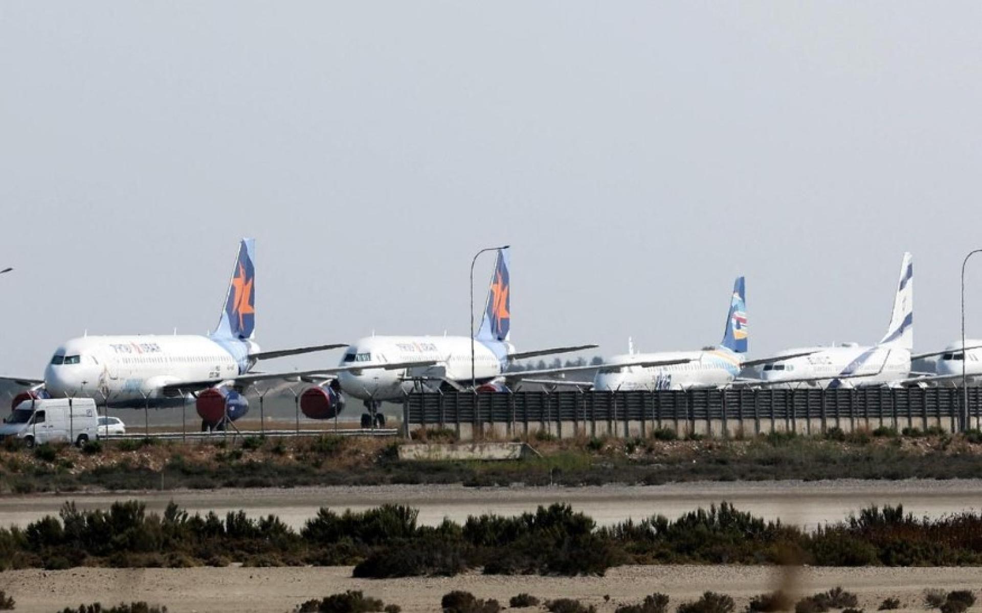 6月16日，以色列国家航空公司El Al和srair等航空公司的飞机停在塞浦路斯拉纳卡的拉纳卡国际机场。
