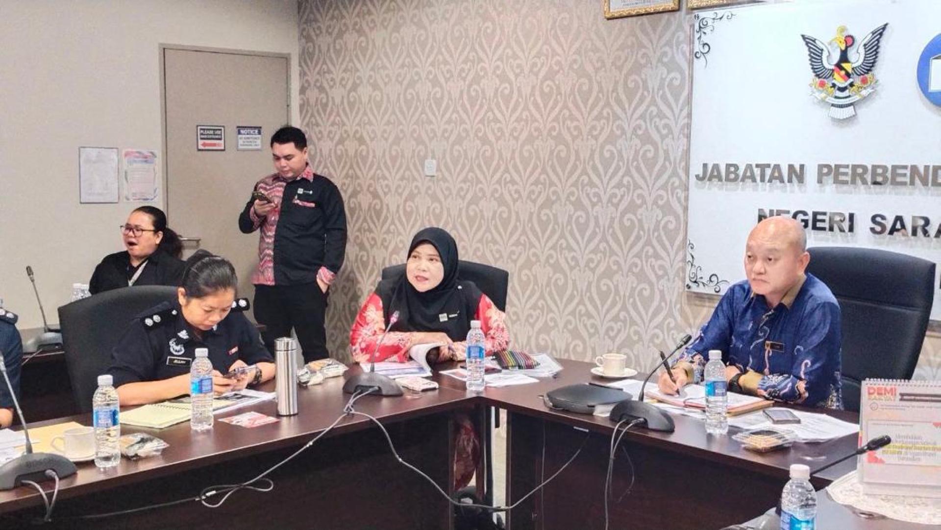 爱德华达旺代表美里省公署主持2025年度美里省打击毒品行动委员会（MTMD）第一次会议。