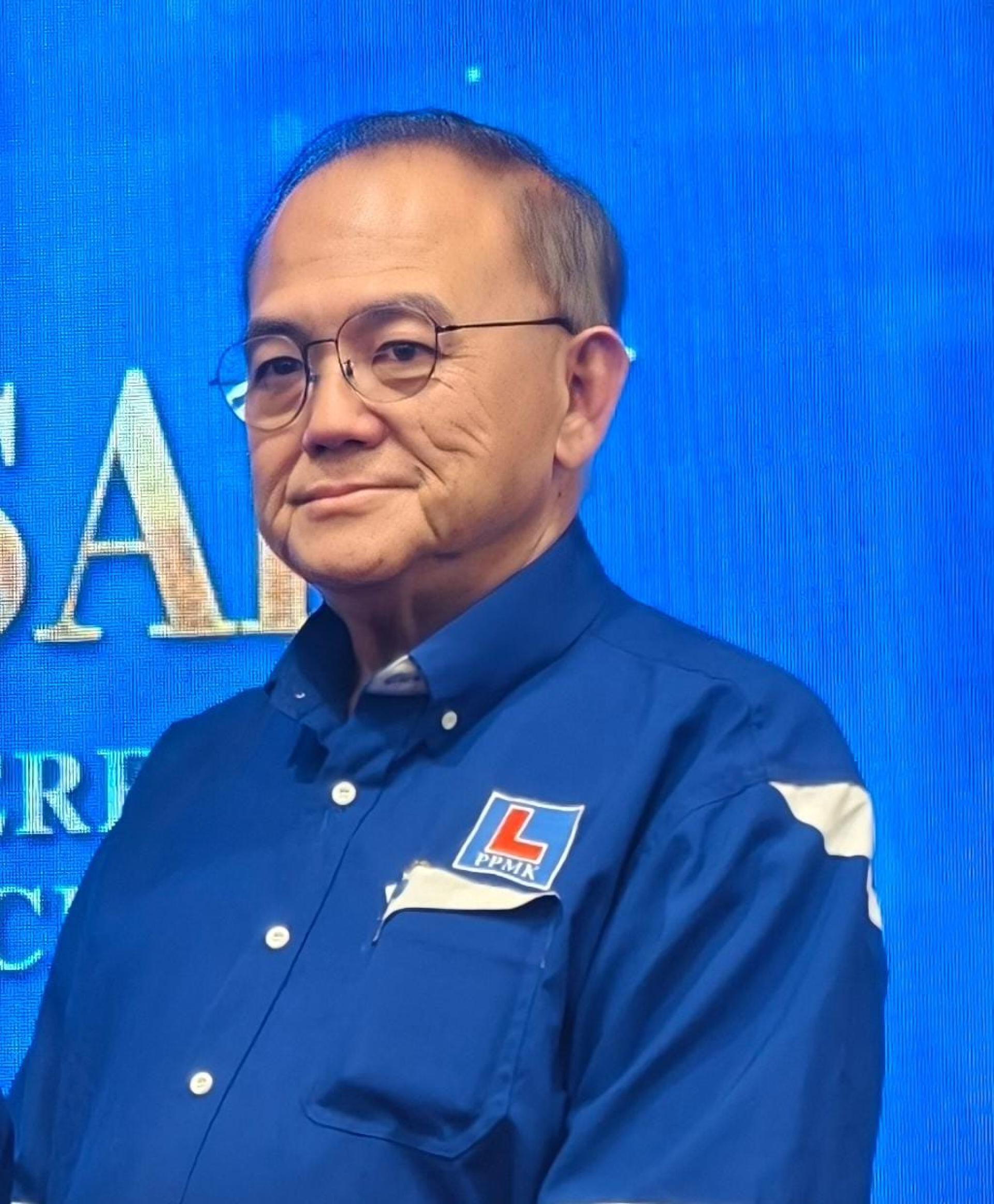 黄宝贤蝉联美里汽车驾驶教练公会2025至2026年度主席职。