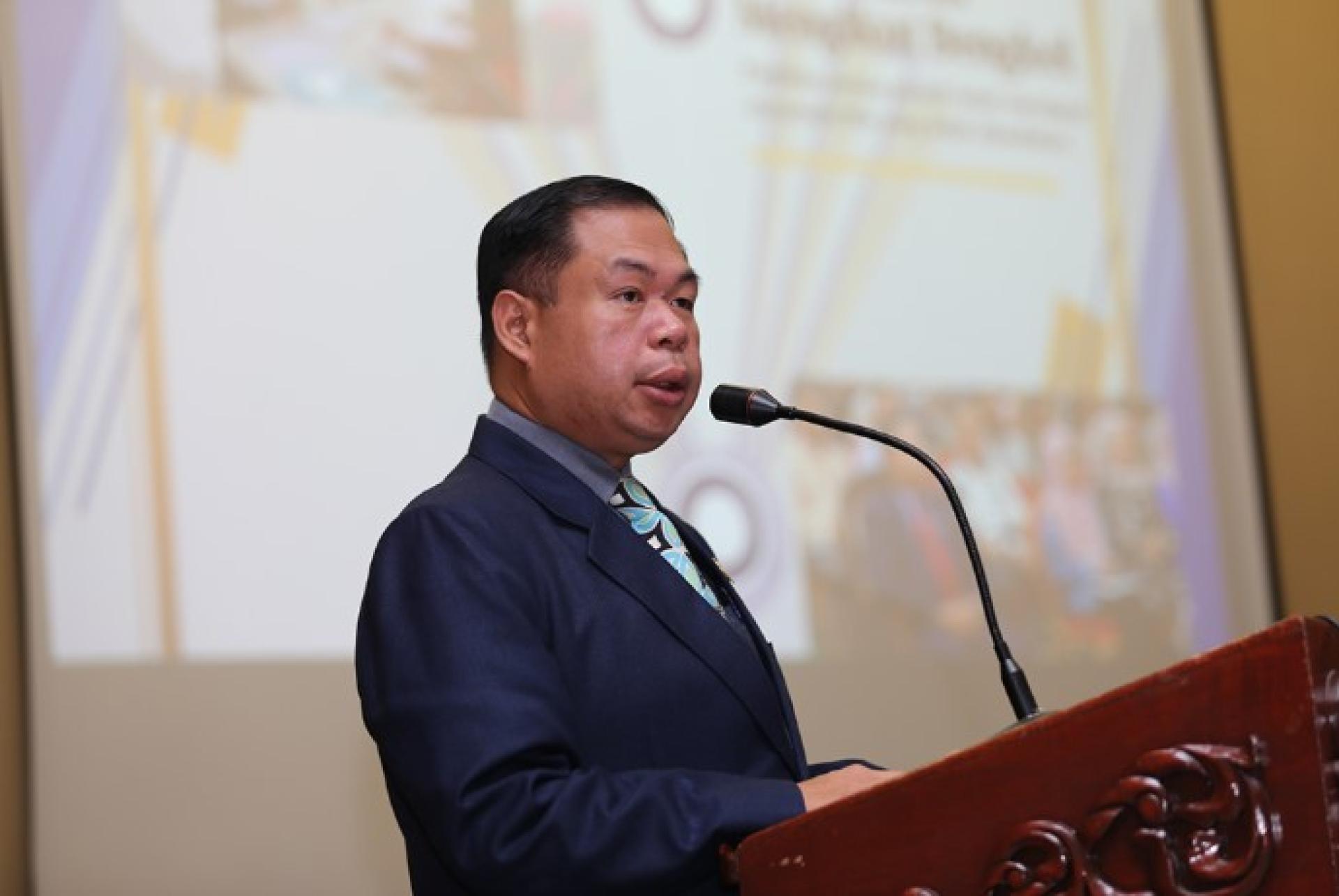 Yang Mulia Awang Haswandi Bin Haji Osman在仪式上致词。