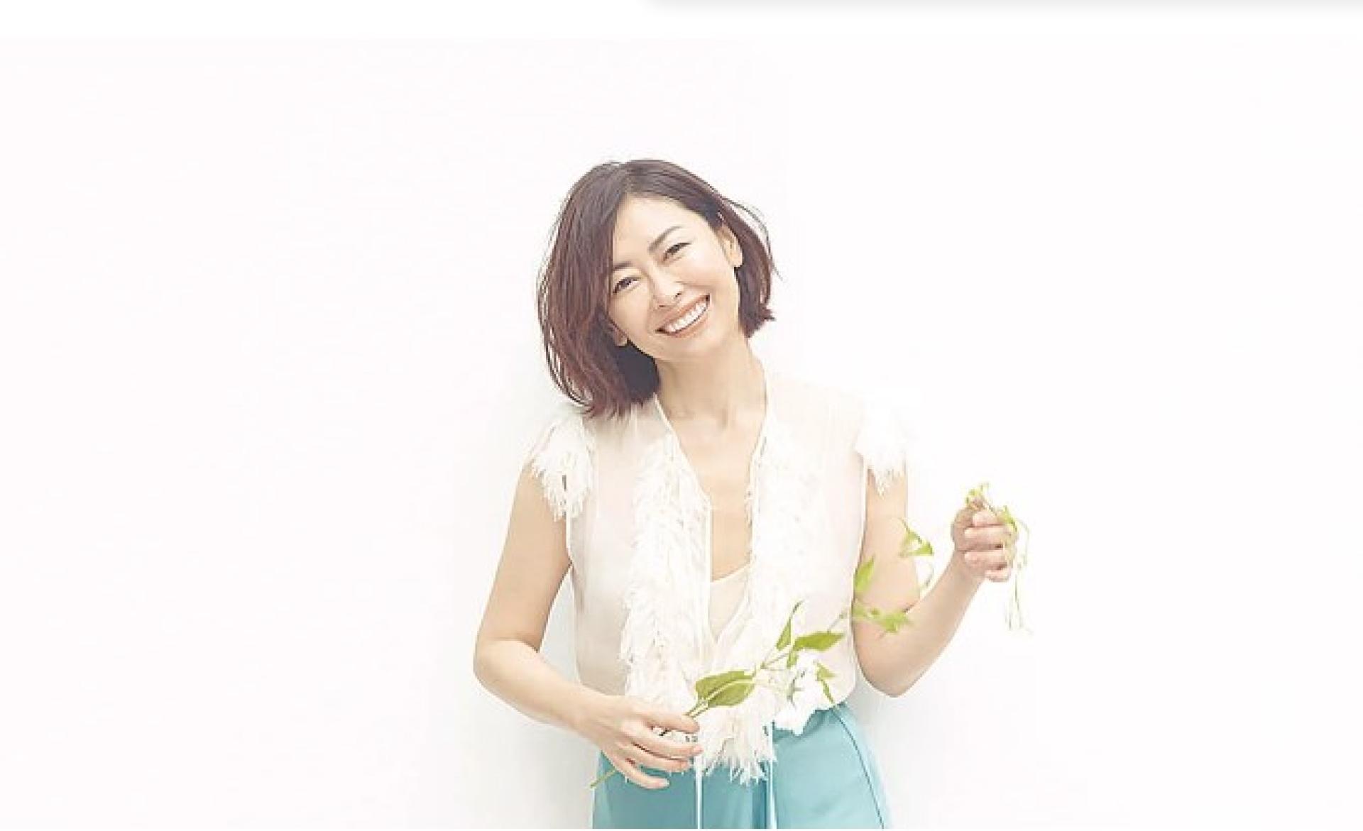 中山美穗泡澡时发生意外身亡。