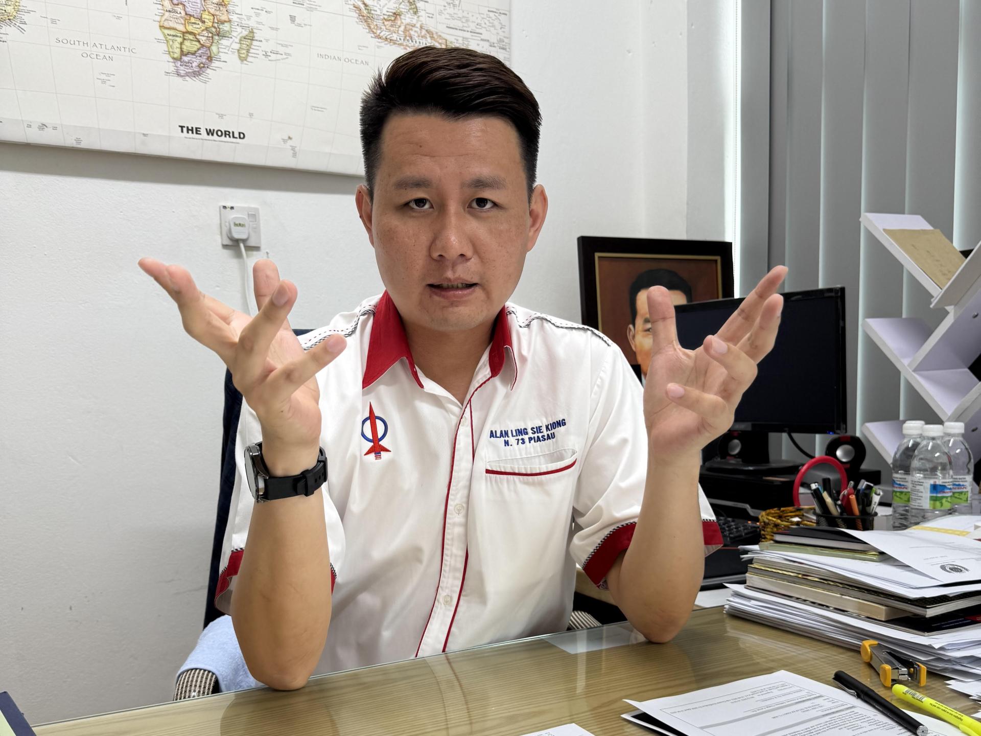 砂希盟兼行动党秘书林思健。