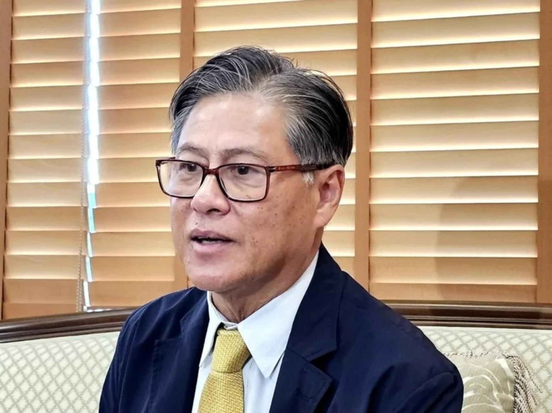 泰国外交部助理部长拉特。